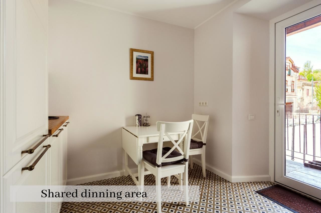 Апартаменты Stylish & Modern Studio Apartments Old Town by Houseys Вильнюс-26