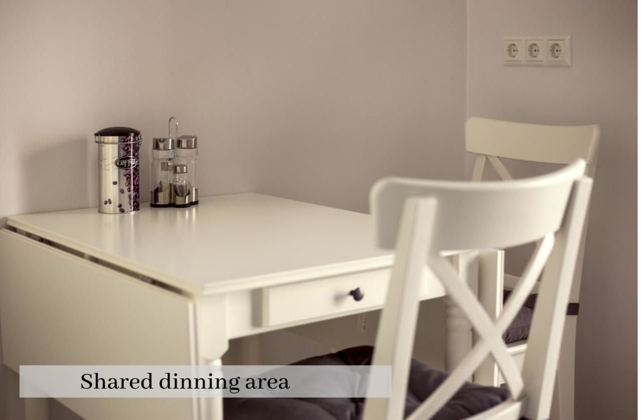 Апартаменты Stylish & Modern Studio Apartments Old Town by Houseys Вильнюс-32