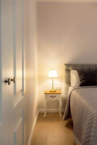 Апартаменты Stylish & Modern Studio Apartments Old Town by Houseys Вильнюс Апартаменты-студио-13