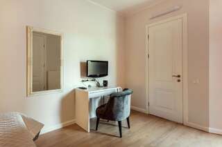 Апартаменты Stylish & Modern Studio Apartments Old Town by Houseys Вильнюс Апартаменты-студио-27