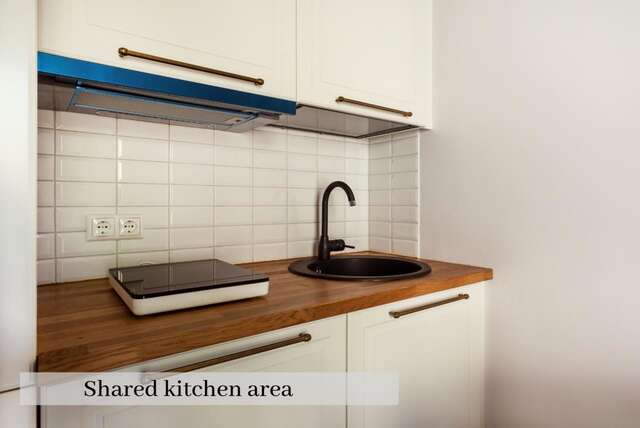 Апартаменты Stylish & Modern Studio Apartments Old Town by Houseys Вильнюс-26