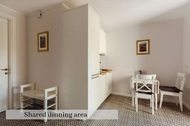Апартаменты Stylish & Modern Studio Apartments Old Town by Houseys Вильнюс-5