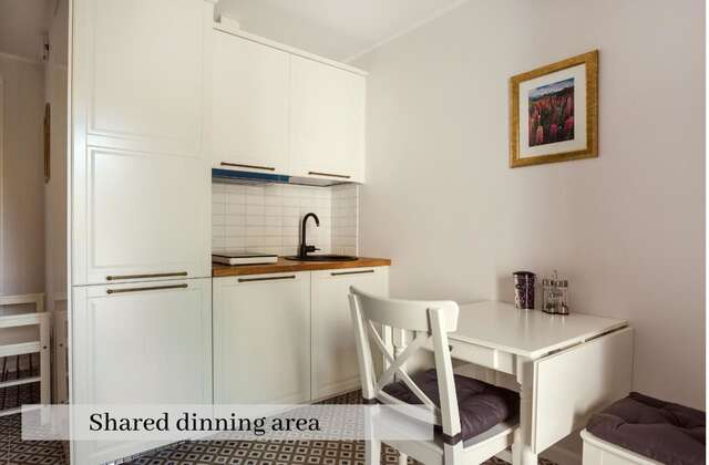 Апартаменты Stylish & Modern Studio Apartments Old Town by Houseys Вильнюс-34