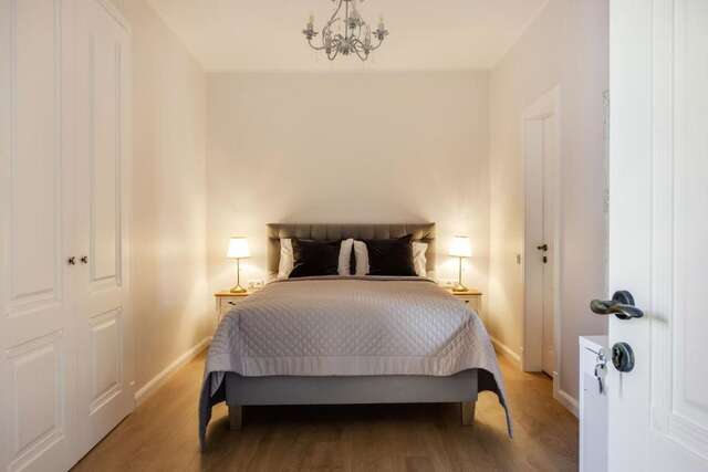 Апартаменты Stylish & Modern Studio Apartments Old Town by Houseys Вильнюс-49
