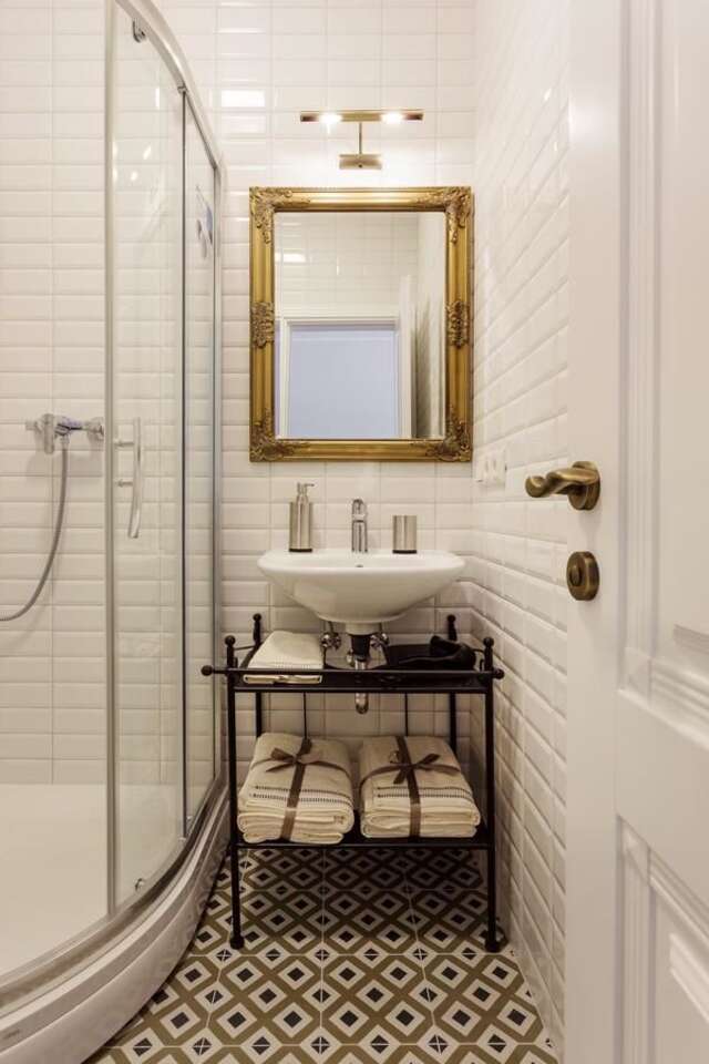 Апартаменты Stylish & Modern Studio Apartments Old Town by Houseys Вильнюс-11
